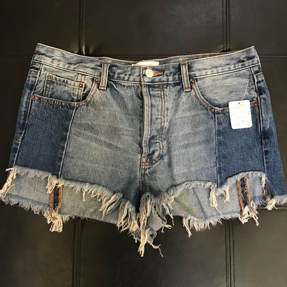 NWT Free People Distressed denim cut off shorts
